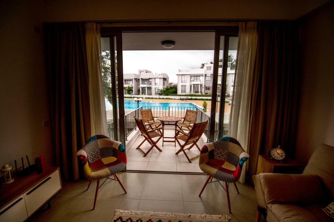 Milos Park Home - Alsancak Karavas  Extérieur photo
