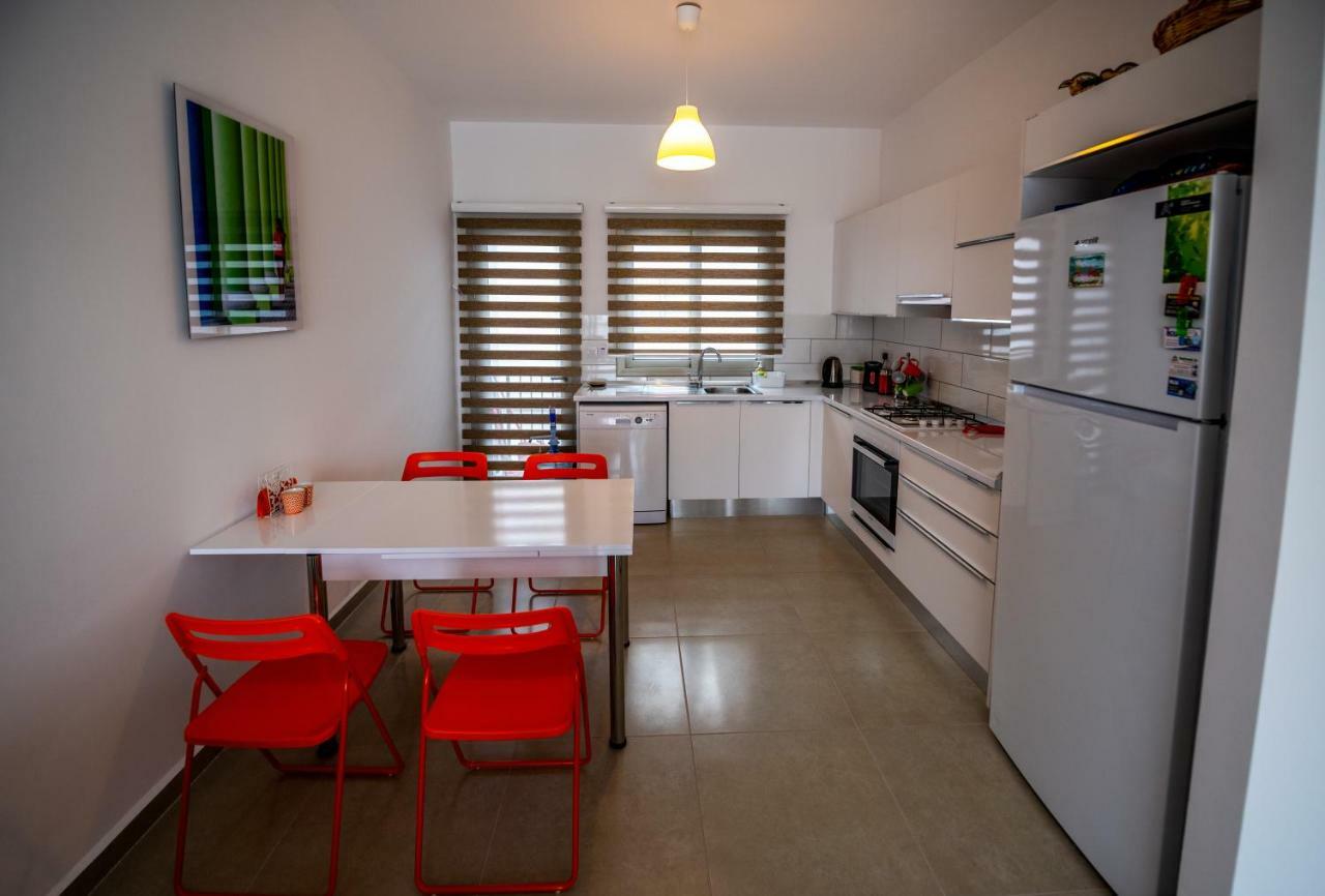 Milos Park Home - Alsancak Karavas  Extérieur photo